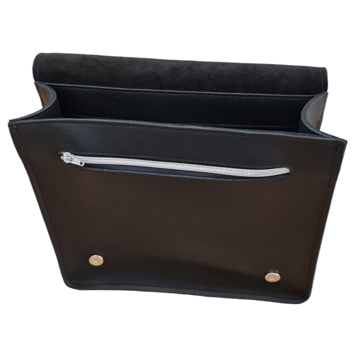 Zatchels Tannery Leather Messenger Bag in Black, supplier photograph 4